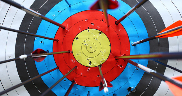 My Worst House-Buying Experience Ever (& How I Learned From It) arrows miss target
