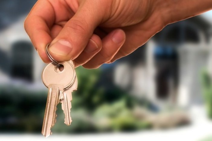 How To Use Vacation Rental Sites To Make Money Off Residential Income Properties