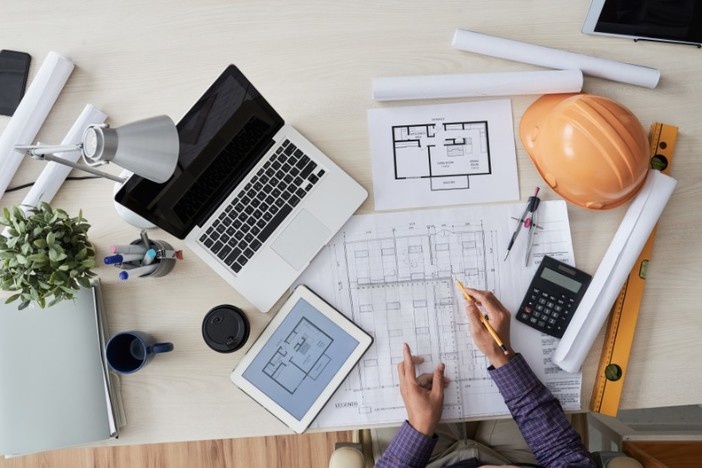 The Ultimate Guide to Finding an Incredible Contractor contractor-real estate