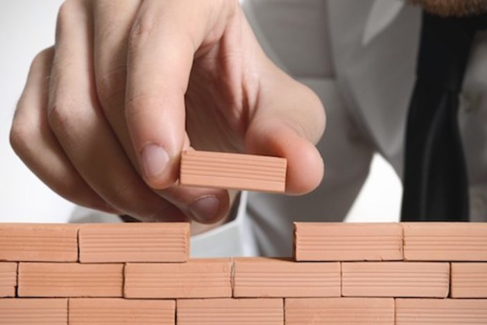 There Are Two Ways to Build Wealth: Here’s the Route I Would Recommend strategies-build-wealth