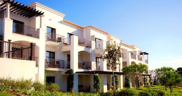 The 3 Habits of Top-Performing Apartment Building Investors apartment-investing-success