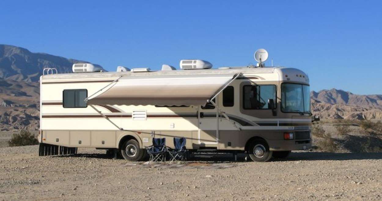 Travel Trailers, One-Bedrooms & Other Mobile Homes Investors Should Avoid Buying travel-trailer