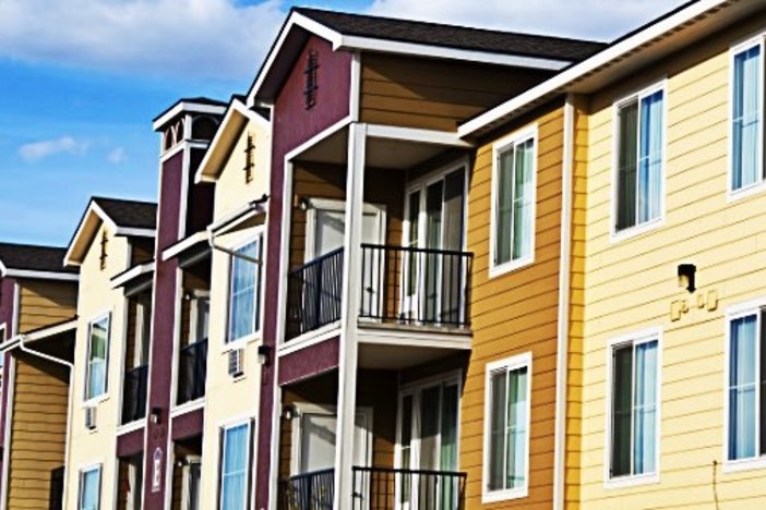 How to Minimize the Wholesaling Competition in a Hot Market by Using Leverage invest-condo