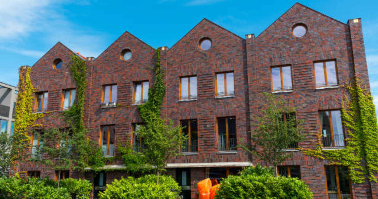 Lead apartment