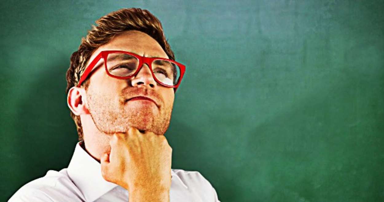 7 Pros & Cons of Working Under a Broker as a Real Estate Agent (& How to Choose One!) investor-friendly-agent